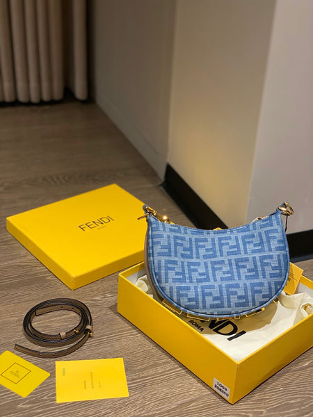 Graphy Logo Fend Bag